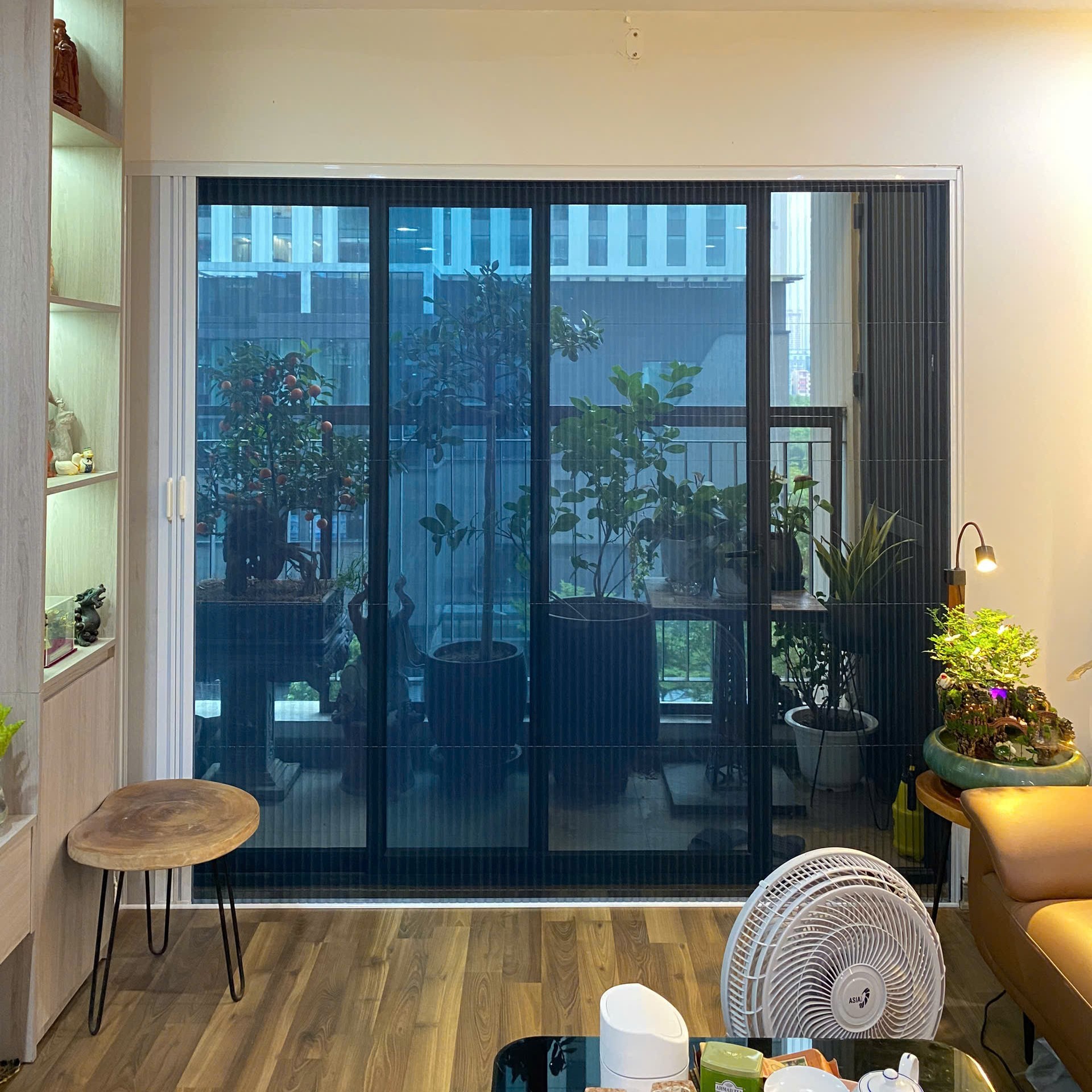 cửa lưới chống muỗi chung cư